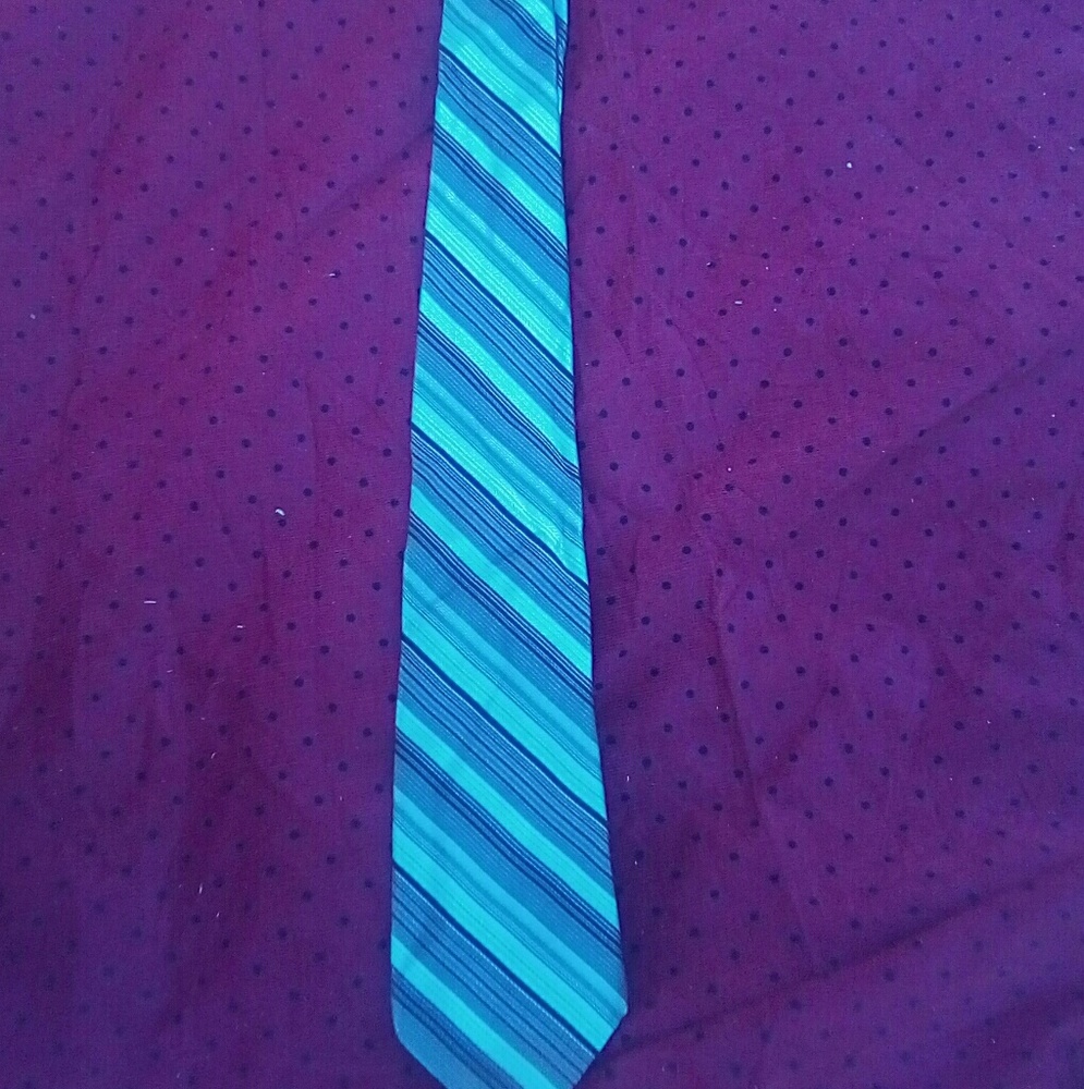 Blue tie